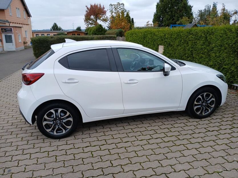 Mazda 2 60.250 km 11.500 € Hof 95032