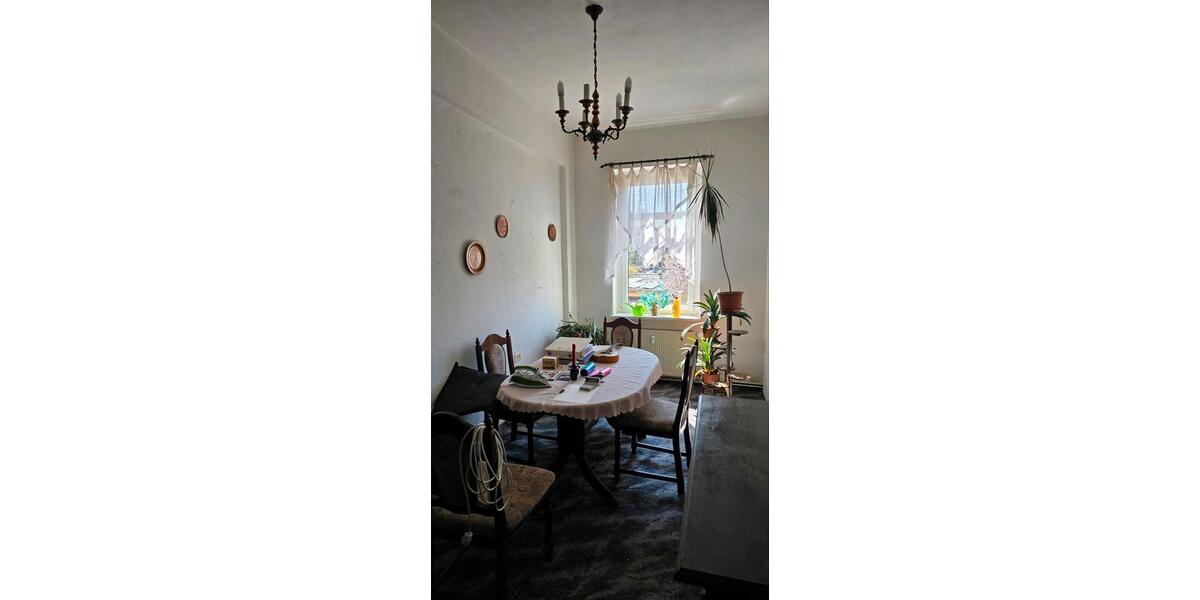 Reihenhaus Wurzen - 12 Zimmer, 163 m&sup2;, 87.500&euro; | Angebot:26223455