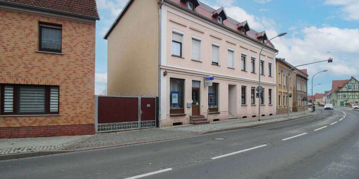 Haus zum Kaufen in Jerichow 255.000 € 251 m² 10 zimmer