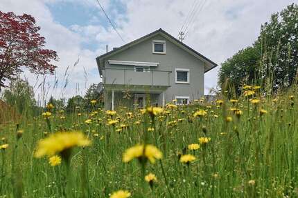 Haus zum Kaufen in Freudenstadt 585.000 € 215.71 m² 9.5 zimmer