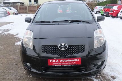 Toyota Yaris 164.455 km 2.999 &euro; Geestland 27607