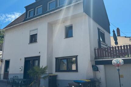 Haus 7 ZKB in Oberfell zu vermieten zimmer