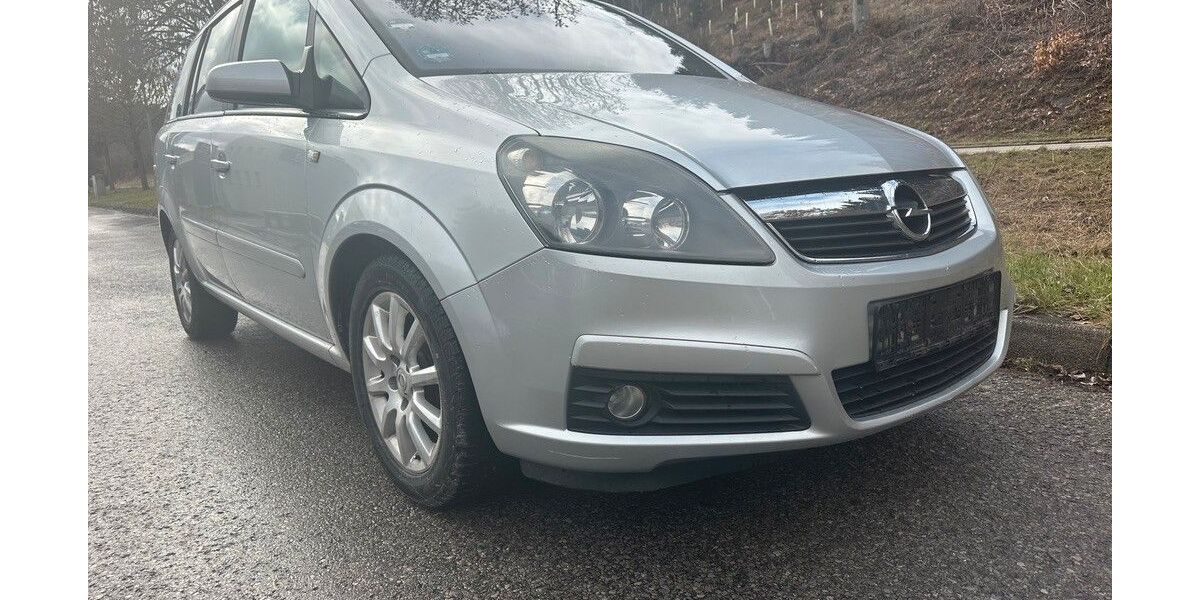 Opel Zafira 177.000 km 999 &euro; Altensteig 72213