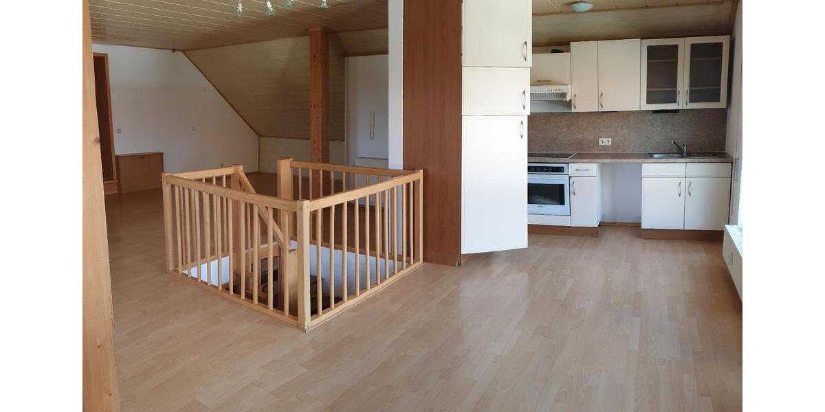 Helle 3,5 Zimmer-Wohnung in Watzendorf zu vermieten 3.5 zimmer