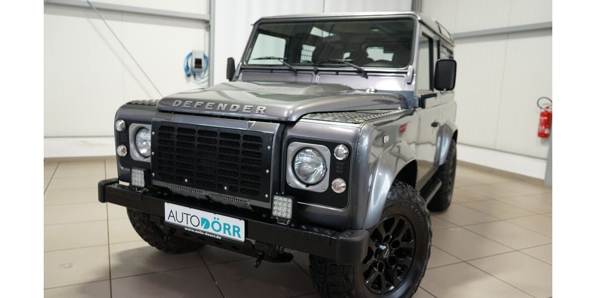 Land Rover Defender 84.970 km 39.900 &euro; Homburg 66424
