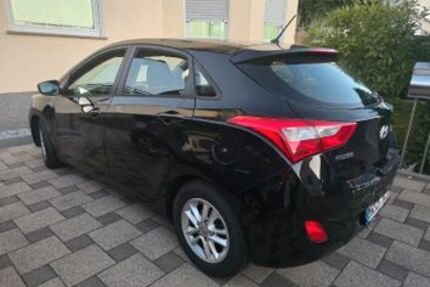Hyundai i30 195.000 km 3.499 € Neustadt 67435