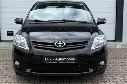 Toyota Auris 118.000 km 5.900 &euro; Königsbrunn 86343