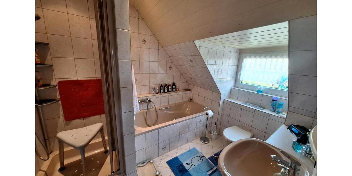 Doppelhaushälfte Bucha - 4 Zimmer, 90 m&sup2;, 175.000&euro; | Angebot:26603868