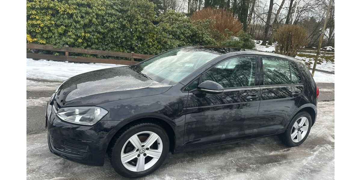 VW Golf 238.000 km 5.900 &euro; Kreuztal 57223