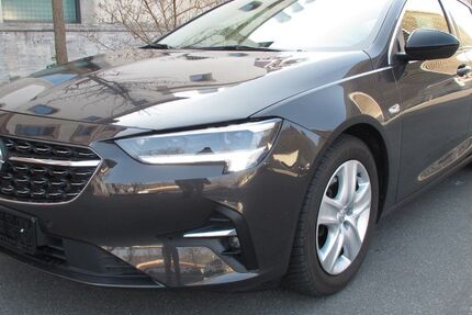 Opel Insignia 83.573 km 17.950 &euro; Würzburg 97080