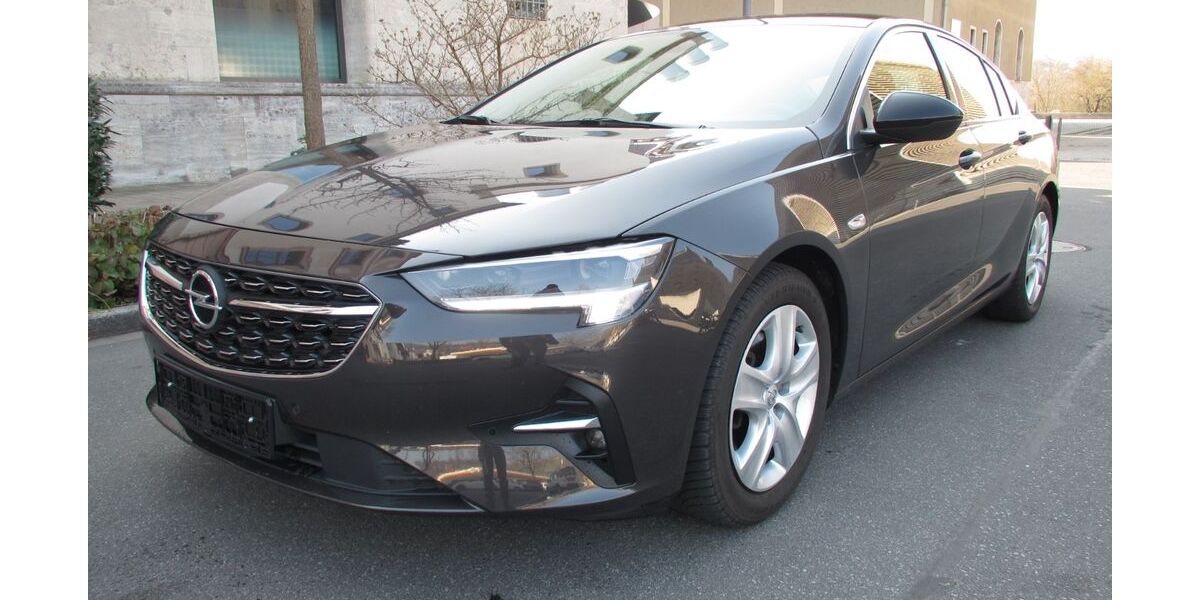 Opel Insignia 83.573 km 17.950 &euro; Würzburg 97080
