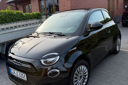 Fiat 500e 23.436 km 12.690 &euro; Cloppenburg 49661