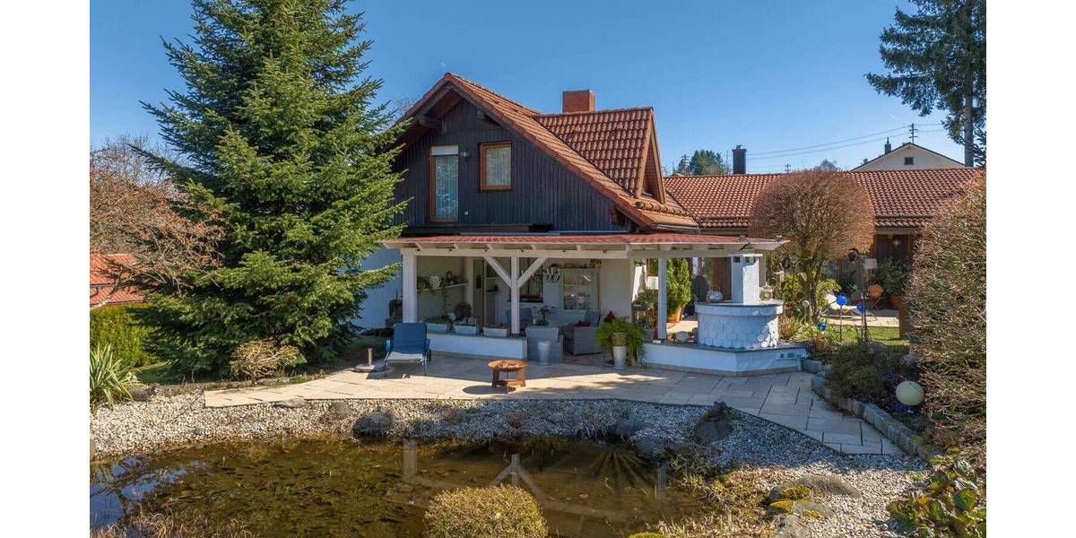 Wohnen mit Weitblick: Gepflegtes Anwesen mit wunderschönem Außenbereich in idyllischer Lage 6 zimmer