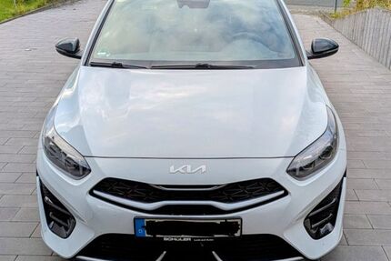 Kia ceed Sportswagon 104.500 km 14.800 &euro; Ehringshausen 35630