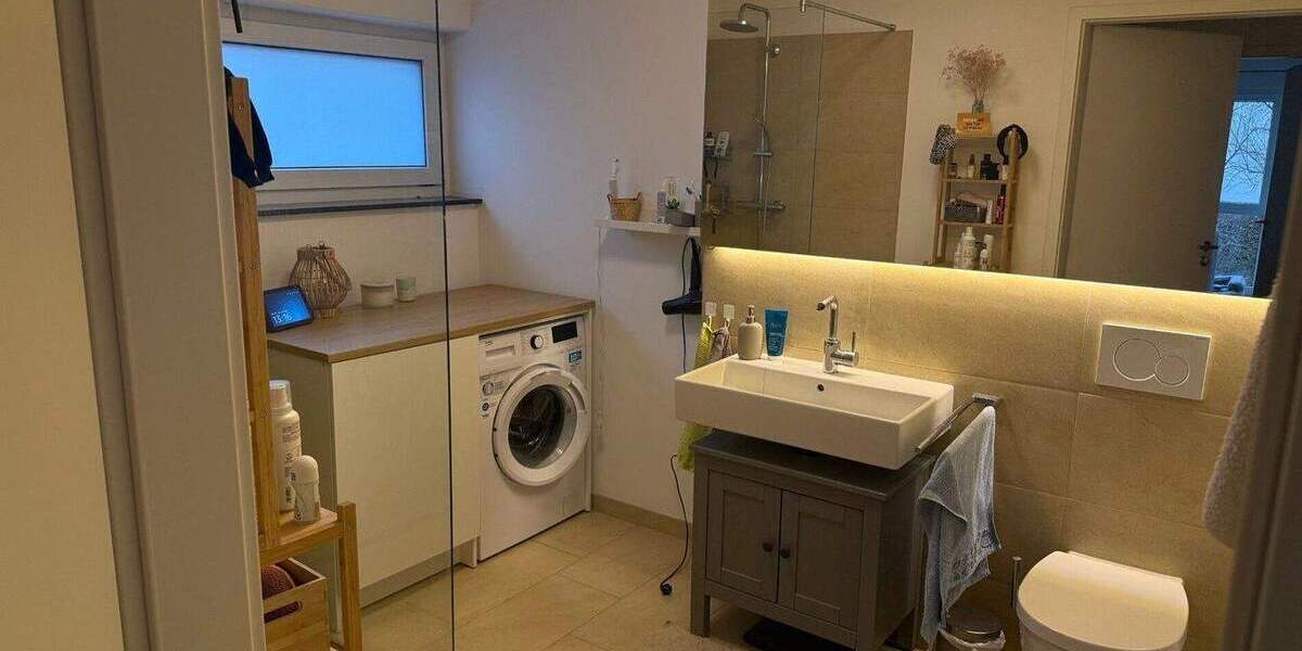 Etagenwohnung Bielefeld Innenstadt - 2 Zimmer, 74 m&sup2;, 890&euro; | Angebot:25537617