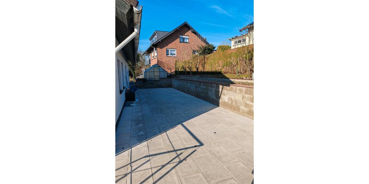 Einfamilienhaus Kalletal - 9 Zimmer, 190 m&sup2;, 320.000&euro; | Angebot:25053945