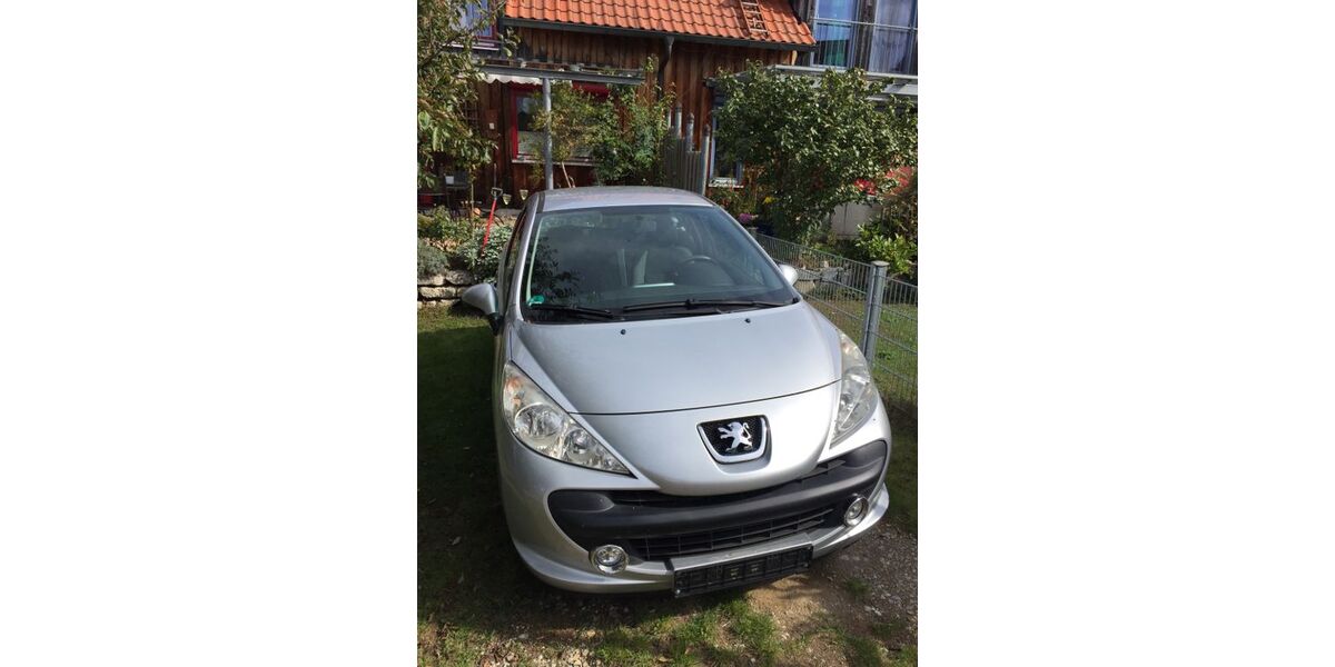 Peugeot 207 169.000 km 2.600 &euro; Langenbach 85416
