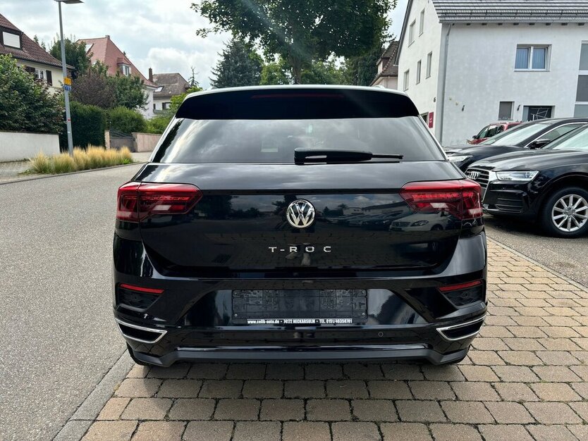 VW T-Roc 1.6 TDI R-Line Style 153.000 km 15.990 € Neckarsulm 74172