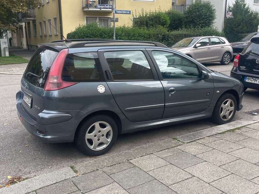 206