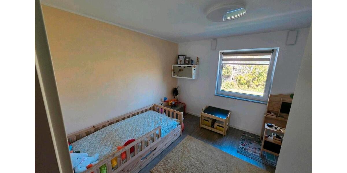 Erdgeschoßwohnung Schwandorf - 3 Zimmer, 101 m&sup2;, 399.000&euro; | Angebot:26372899