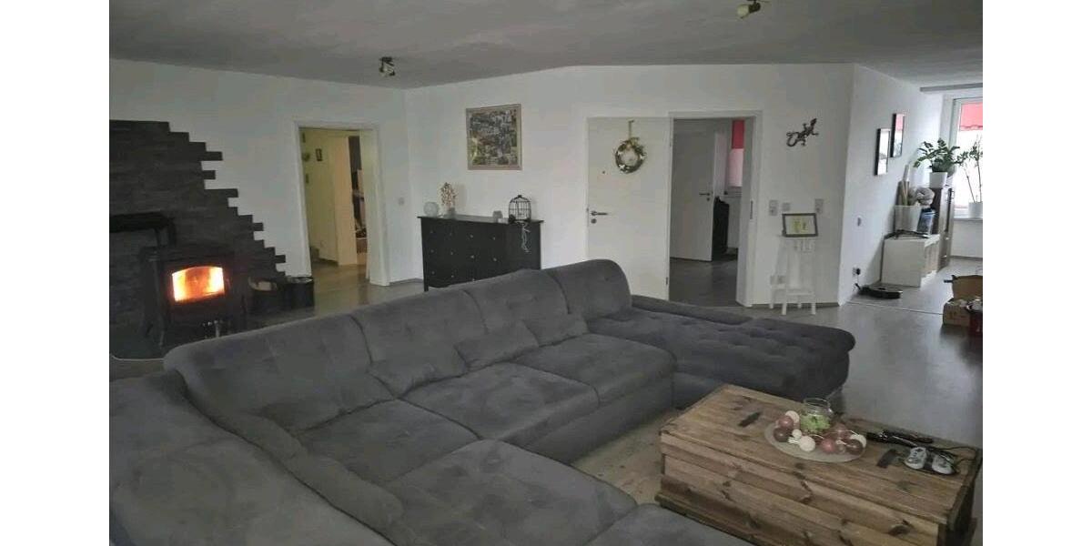 Erdgeschoßwohnung Harztor - 5 Zimmer, 200 m&sup2;, 1.500&euro; | Angebot:25723725