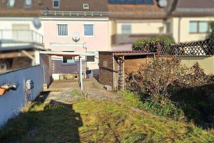 Wohnen zwischen Main-Donau Kanal und Rednitz Grund: Reihenmittelhaus mit Garten 4 zimmer