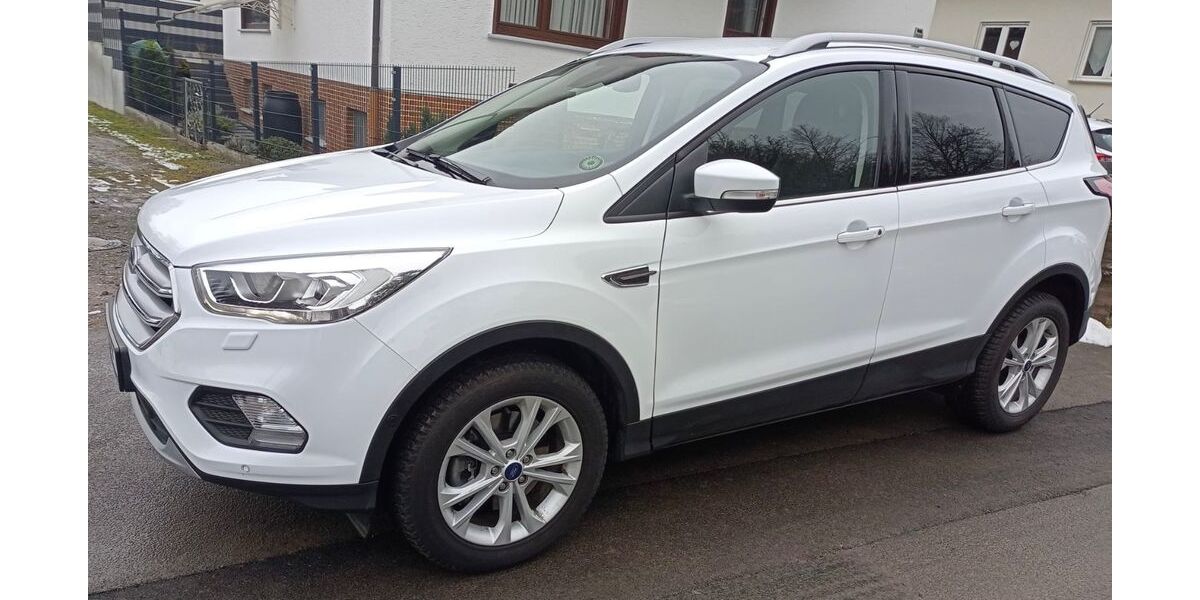 Ford Kuga 74.400 km 14.950 &euro; Hohenstein 65329