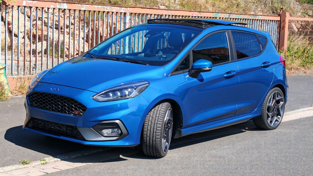 Ford Fiesta 56.000 km 14.800 &euro; Ronnenberg 30952