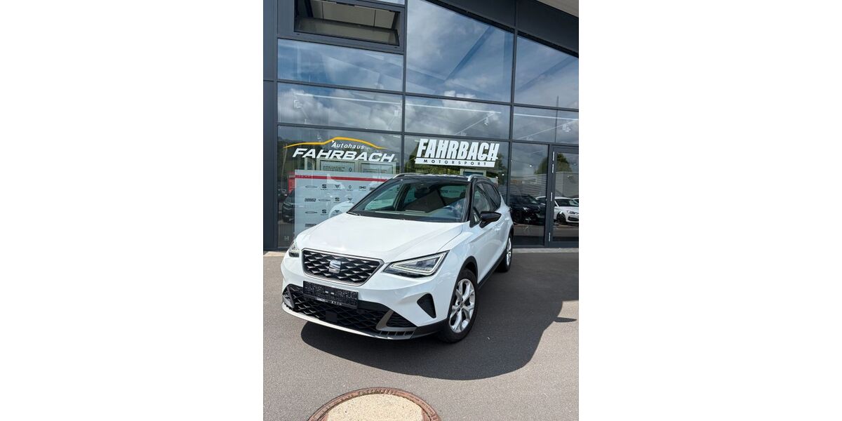 Seat Arona 42.600 km 21.990 &euro; Bad Mergentheim 97980
