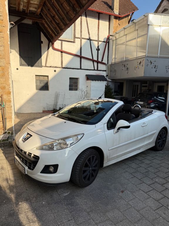 Peugeot 207 162.000 km 2.800 € Oedheim 74229