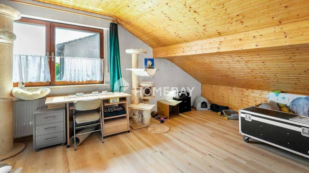 Modernisiertes Einfamilienhaus mit separater EinliegerWohnung und großem Grundstück