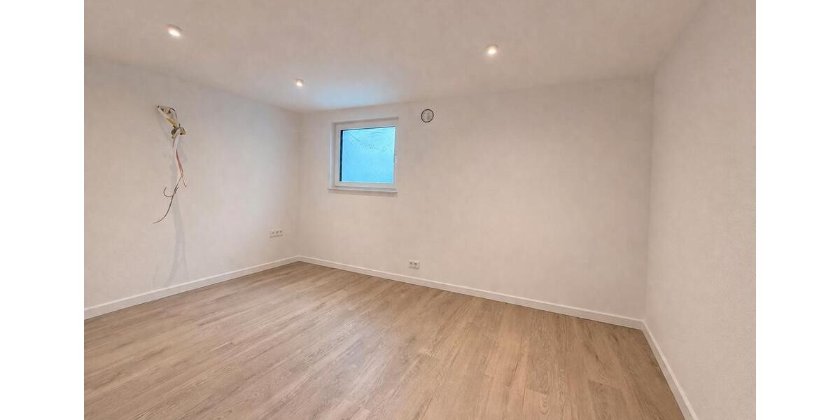 Etagenwohnung Mosbach - 2.5 Zimmer, 108 m&sup2;, 1.400&euro; | Angebot:26030753