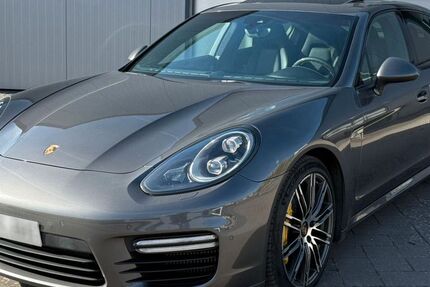 Porsche Panamera 142.500 km 41.800 &euro; Trier 54296