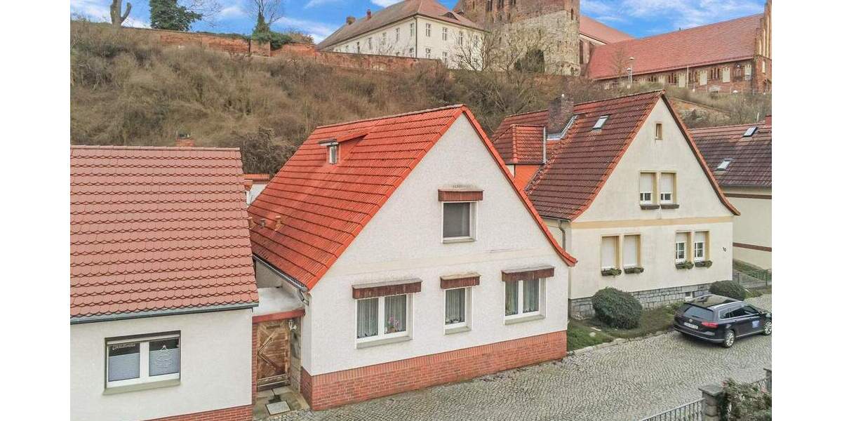 Charmantes Einfamilienhaus mit einzigartigem Außenbereich, Garten und Wasserzugang in Havelberg! 5 zimmer