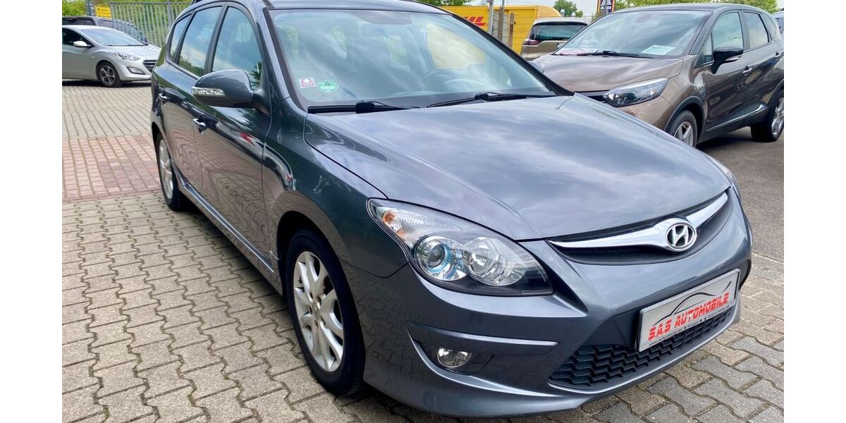 Hyundai i30 1.891.330 km 3.900 &euro; Moers 47445