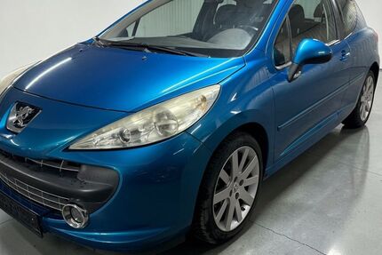 Peugeot 207 79.111 km 3.999 &euro; München 80636