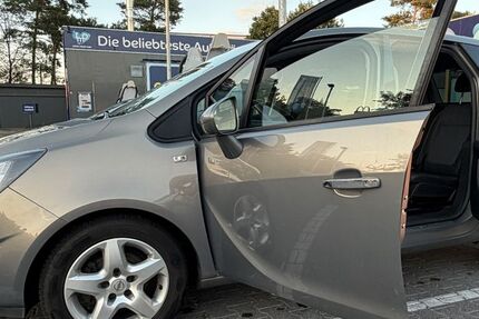 Opel Meriva 132.000 km 4.100 &euro; Schönefeld 12529