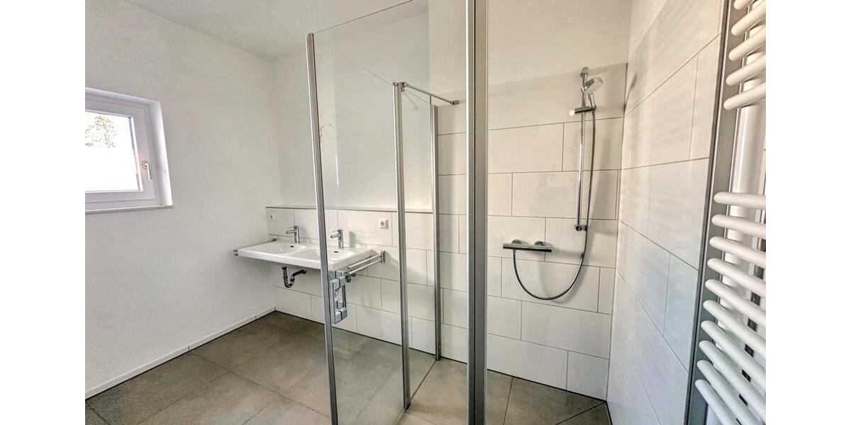 Einfamilienhaus Schneverdingen - 2 Zimmer, 110 m&sup2;, 1.300&euro; | Angebot:22912777