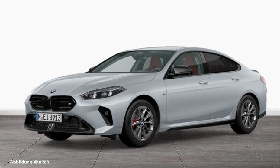 M235