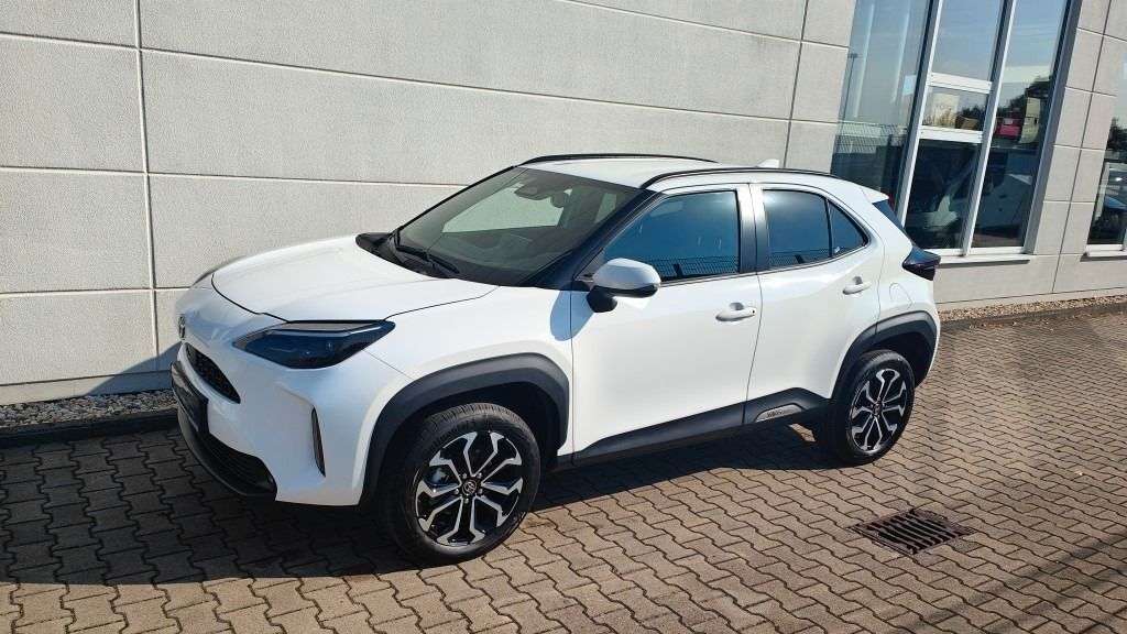 Toyota Yaris Cross 12.507 km 24.880 &euro; Eschborn 65760