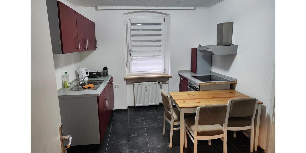 Etagenwohnung Hof Altstadt - 3 Zimmer, 65 m&sup2;, 35&euro; | Angebot:26398524