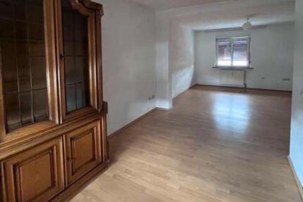 Wohnung Brühl - 2.5 Zimmer, 73 m&sup2;, 890&euro; | Angebot:26136037