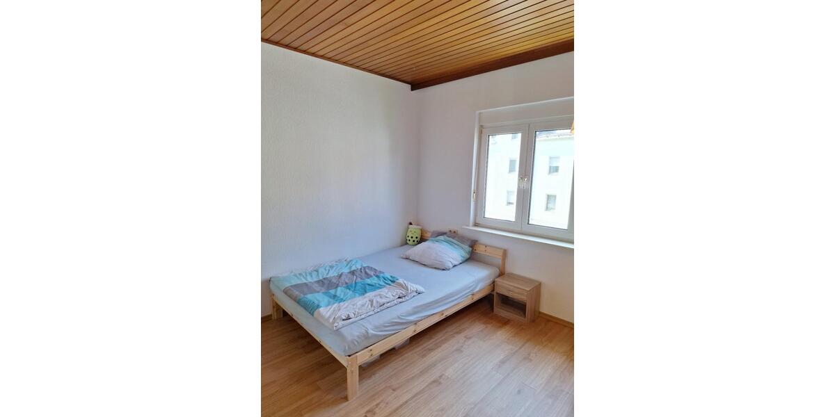 Etagenwohnung Regensburg Ganghofersiedlung - 4 Zimmer, 15 m&sup2;, 383&euro; | Angebot:25046888