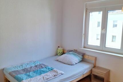 Wohnung Regensburg Ganghofersiedlung - 4 Zimmer, 15 m&sup2;, 383&euro; | Angebot:25046888