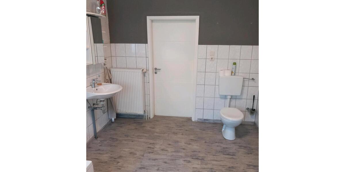 Saniertes Einfamilienhaus mit großem Grundstück zimmer