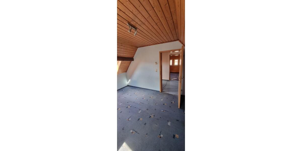 Bauernhaus, Landhaus Königheim - 6 Zimmer, 97 m&sup2;, 89.000&euro; | Angebot:25383042
