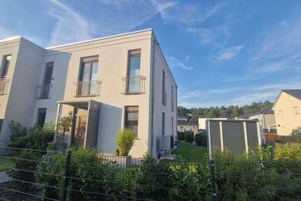 Haus zum Mieten in Ludwigsfelde 2.250 € 137 m²