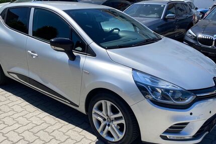 Renault Clio 114.590 km 7.990 &euro; Zwickau 08058