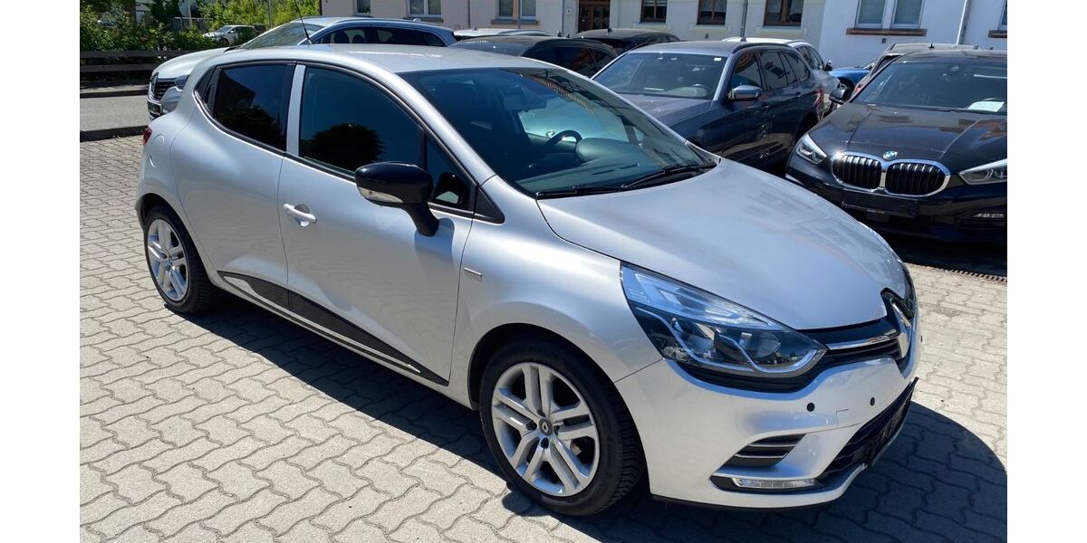 Renault Clio 114.590 km 7.990 &euro; Zwickau 08058