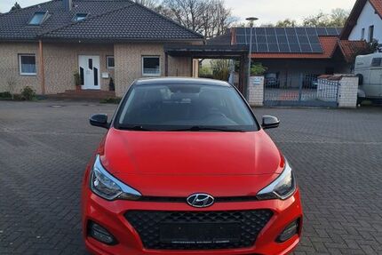 Hyundai i20 99.559 km 8.900 &euro; Dettum 38173